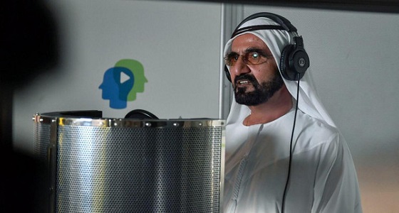 بالصور.. محمد بن راشد يسجل درس تعليمي تطوعي