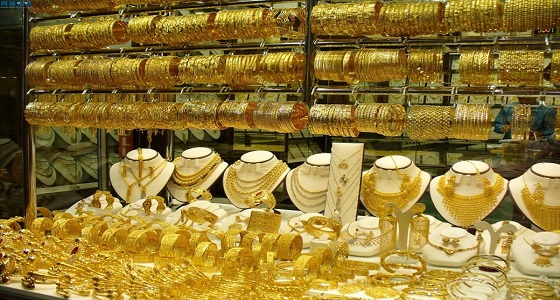 &#8221; العمل &#8221; تضبط 373 مخالفة لقرار التوطين بمحلات الذهب والمجوهرات