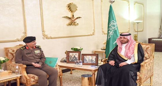 أمير منطقة الحدود الشمالية يستقبل قائد القوة الخاصة لأمن الطرق