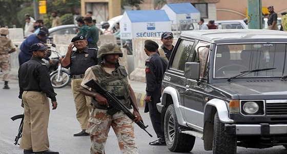 إصابة 7 أشخاص بهجوم انتحاري على قوات الأمن جنوب غرب باكستان