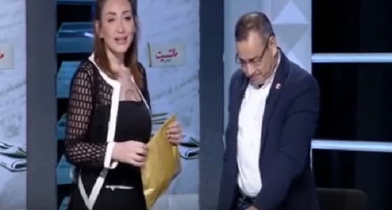 بالفيديو.. في أول ظهور لها بعد السجن.. ريهام سعيد تقتحم الأستديو على جابر القرموطي