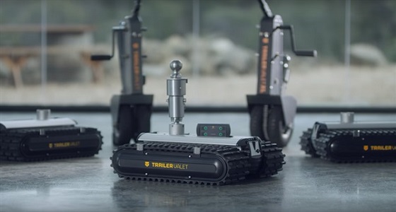 بالفيديو.. اختراع أول روبوت لنقل الأوزان الثقيلة