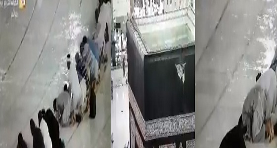 بالفيديو.. مشهد مؤثر لصلاة العشاء في المسجد الحرام تحت المطر
