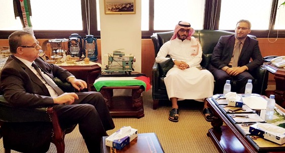 السفير الفلسطيني في السعودية يستقبل وفداً إعلامياً عربياً