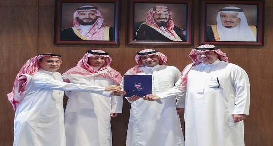 اتحاد الكرة يوقع اتفاقية مشاركة النصر في البطولة العربية
