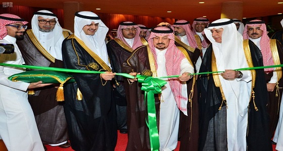 بالصور..أمير الرياض يرعى حفل الخريج والوظيفة الـ22 بمعهد الإدارة العامة