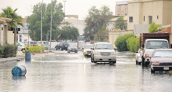 هطول أمطار على محافظة القطيف