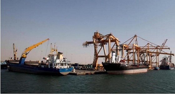 الحوثيون يحتجزون 19 سفينة تحمل مشتقات نفطية