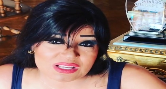 بالفيديو.. فيفي عبده: &#8221; اللي مش عاجبها من شعرها اجبها &#8220;