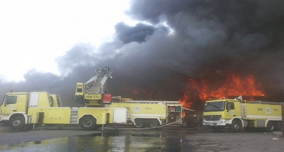 وفاة وإصابة شخصين نتيجة حريق بمحل تجاري في جدة
