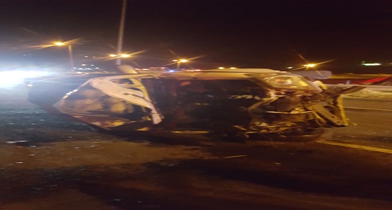بالصور.. &#8221; هلال الباحة &#8221; يباشر حادث انقلاب بالأطاولة