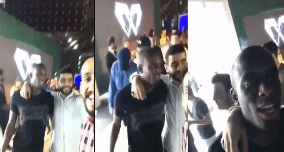 بالفيديو..محترف الفيحاء يسيء للأهلي ويتغزل في الهلال والراقي يرد