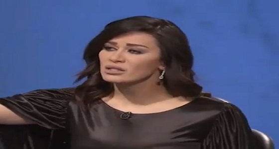 نادين الراسي تفاجأ جمهورها بقرار اعتزالها