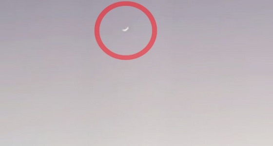 بالفيديو.. طياران يوثقا طلوع الشمس من جديد بعد الإفطار بالرياض