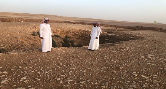 بلدية العويقيلة تنهي خطر الخسوف الأرضية جنوب المحافظة