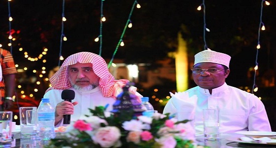 بالصور.. &#8221; آل الشيخ &#8220;يعلن عن تبرع المملكة بجامعة إسلامية في تنزانيا