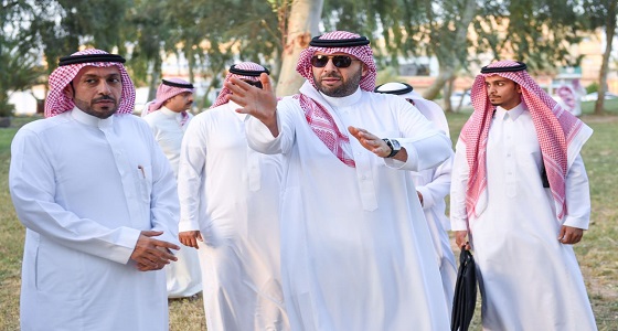 ‏أمير ⁧‫الحدود الشمالية‬⁩ يتفقد ميدانياً أحياء وشوارع مدينة ⁧‫عرعر‬⁩