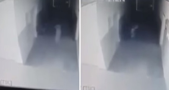 بالفيديو.. أشباح تطارد امرأة في مركز شرطة