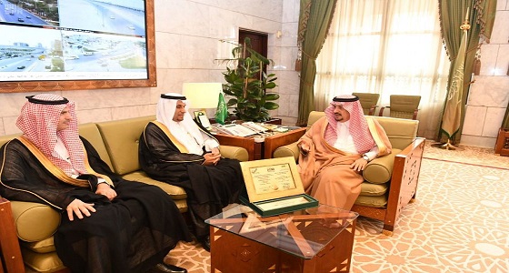 أمير الرياض يستقبل مدير جامعة المجمعة وعدد من قياداتها