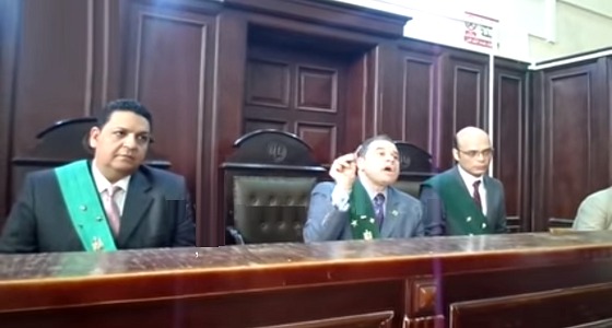 قاضي يخرج عن شعوره ويوبخ ربة منزل قتلت زوجها بمساعدة عشيقها