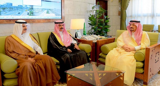 أمير الرياض يستقبل أعضاء مجلس المنطقة