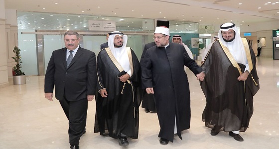 بدء توافد وزراء الدول الإسلامية إلى المملكة للمشاركة بمؤتمر وزراء الأوقاف بمكة