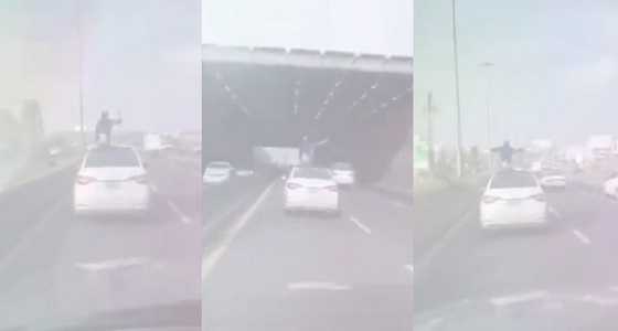 بالفيديو.. متهور يقود سيارته بقدميه على طريق أبها – خميس.. والمرور يقبض عليه