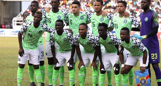 قميص المنتخب النيجيري يلقى اقبالا غير مسبوق قبل المونديال