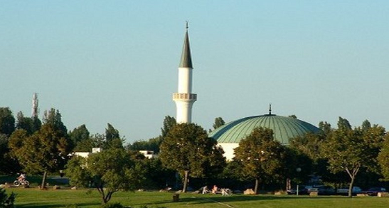 النمسا تطرد عدة أئمة وتغلق 7 مساجد بعد حصولهم على تمويل تركي