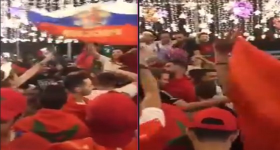 جماهير مغربية في موسكو تحتفل مع الروس بالفوز على منتخب مصر