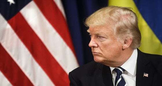 ” ترامب ” يستقبل مسلمين أمريكيين على مائدة الإفطار في البيت البيض