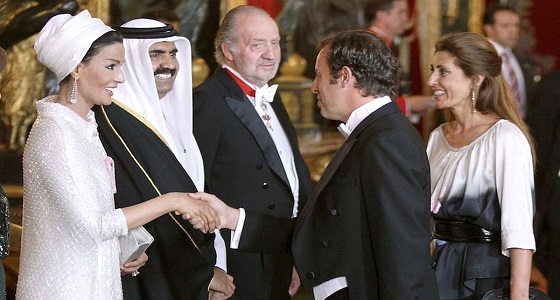 أموال قطرية تقود رئيس برشلونة السابق إلى المحاكمة