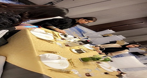 نجمات مسرحية (بنات السوشيال) انتظرونا ايّام العيد بالرياض