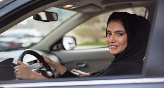 مراكز المرور ومدارس تعليم القيادة تواصل إصدار &#8221; الرخص &#8221; للنساء