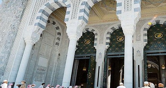 &#8221; رئاسة الحرمين &#8221; تعلن عن إغلاق باب الملك عبد العزيز بالمسجد الحرام