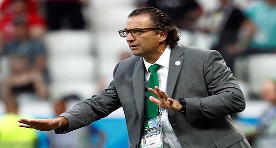 بيتزي يسعى لكسر عادة رحيل مدربي الأخضر بعد المشاركة بالمونديال