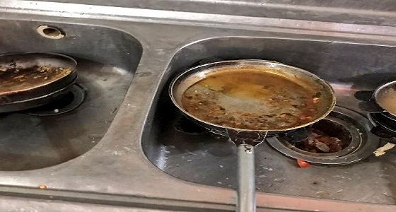 بالصور.. ضبط مخالفات صحية بعدد من المنشآت الغذائية بنجران