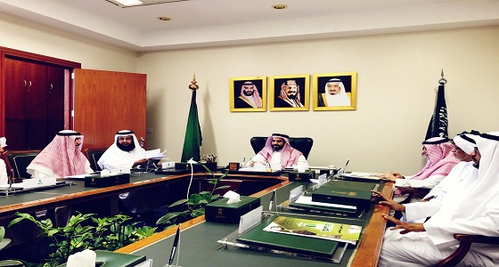 اللجنة الإشرافية والتنسيقية لفرع جامعة المؤسس برابغ تناقش الأداء السنوي