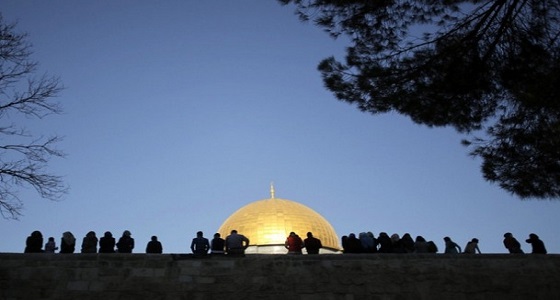 ” الأقصى ” يستقبل 300 ألف مصلي بصلاة الجمعة اليوم