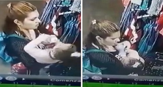 بالفيديو.. لحظة اعتداء أم على طفلتها الرضيعة بطريقة وحشية