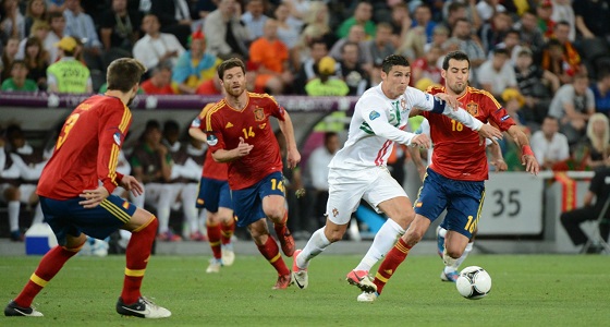 رسميًا.. تشكيل مباراة القمة للمجموعة الثانية بين إسبانيا والبرتغال