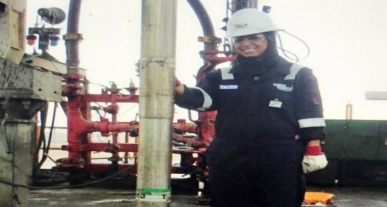مهندسة تكشف عن صعوبات العمل الميداني في حقول البترول