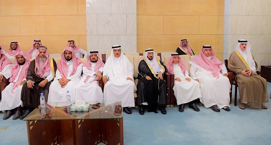 الأمير فيصل بن بندر يستقبل منسوبي إمارة الرياض