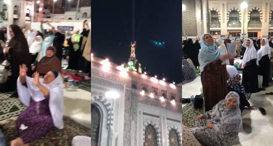 بالفيديو.. فرحة عفوية للمصريات بالعيد في الحرم