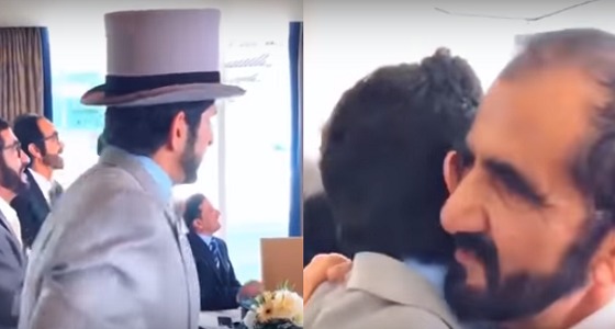بالفيديو.. فرحة الشيخ محمد بن راشد بعد فوزه بسباق الديربي الإنجليزي للخيول