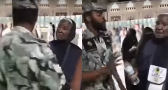 بالفيديو.. رجل أمن يتحدث بطلاقة مع أفريقية ويساعدها في الحرم
