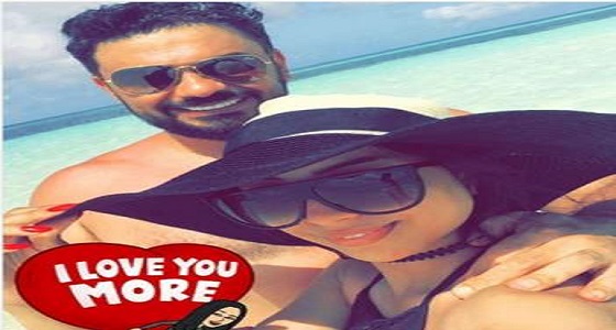 دنيا بطمة تشعل مواقع التواصل الاجتماعي بصورها العارية على البحر