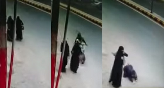 بالفيديو.. سقطت هي ونقابها.. لص يسرق حقيبة سيدة