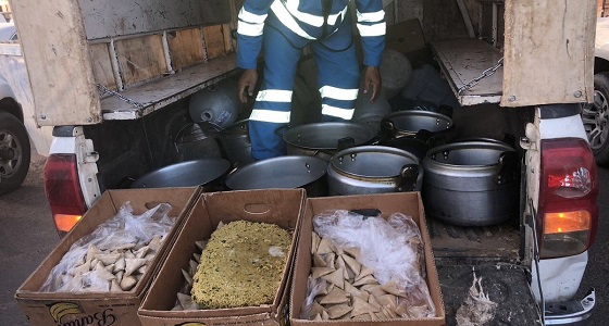 بالصور.. ضبط 5 كافيهات نسائية مخالفة و450 كجم بصل فاسد في تبوك