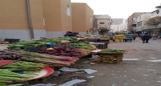 أمانة الرياض تسلم 67 طن من مصادرات الباعة الجائلين للجمعيات الخيرية
